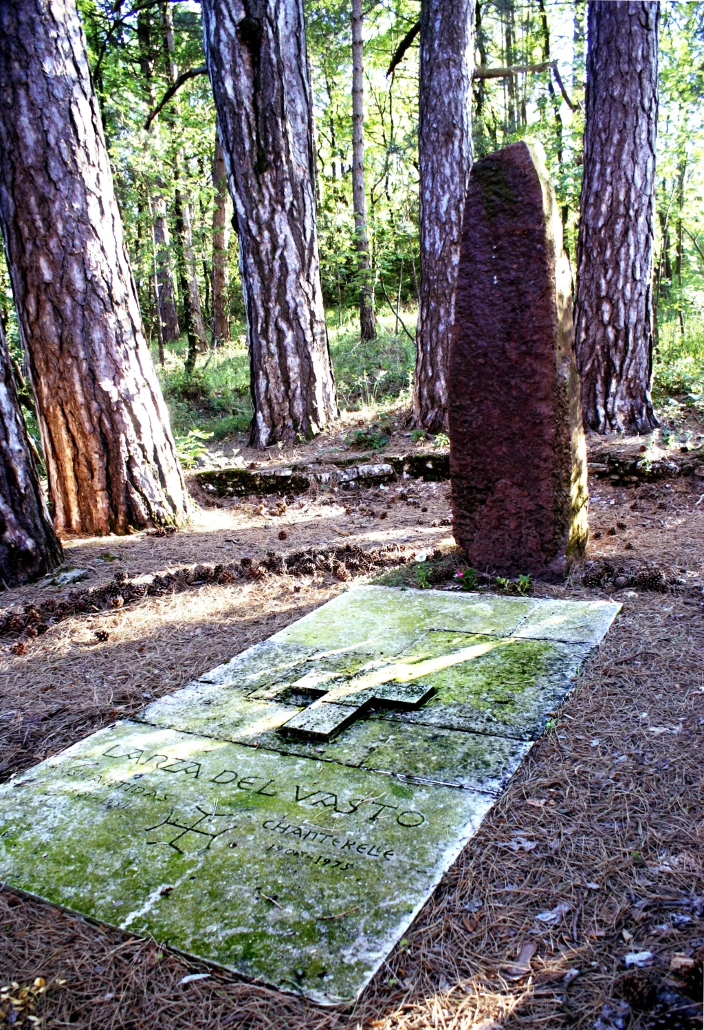 Tombe de Lanza del Vasto